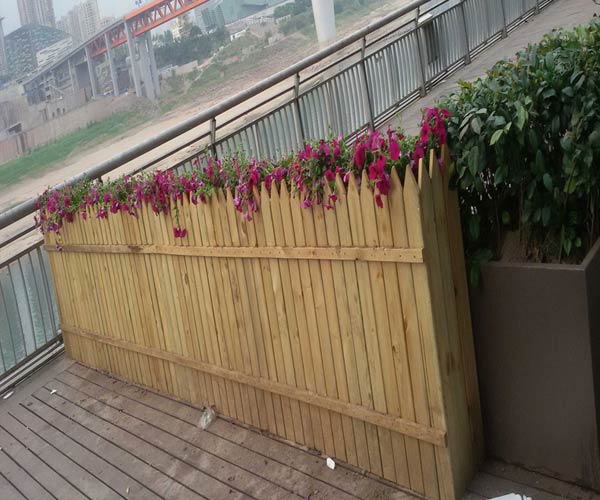 广元好的防腐木围栏设计